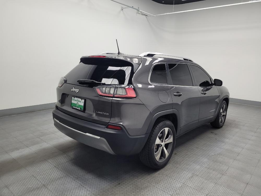 used 2020 Jeep Cherokee car, priced at $17,095