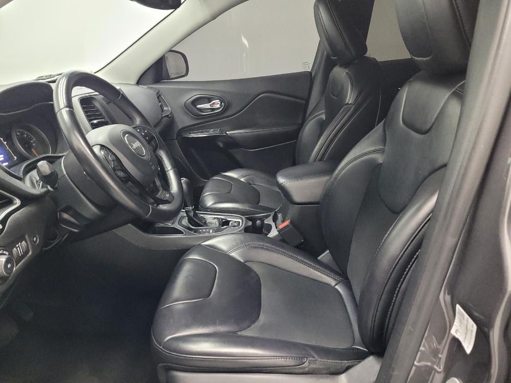 used 2019 Jeep Cherokee car, priced at $17,395