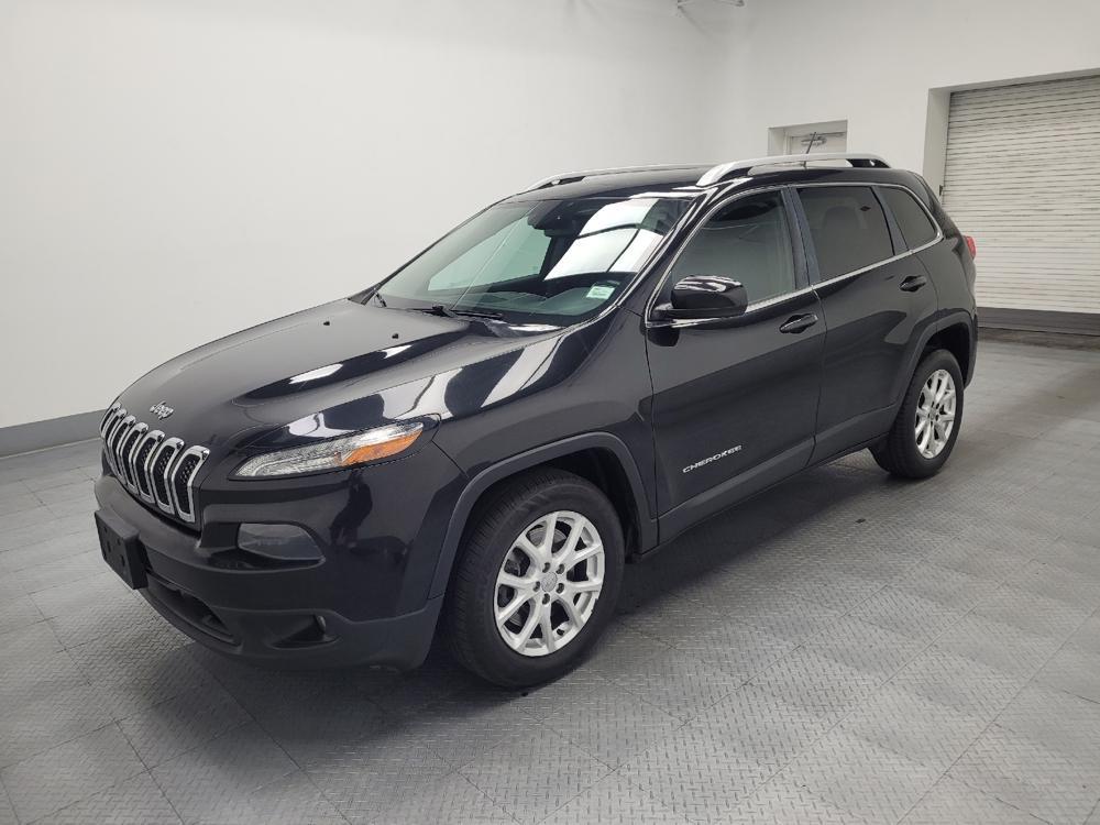 used 2016 Jeep Cherokee car, priced at $10,895