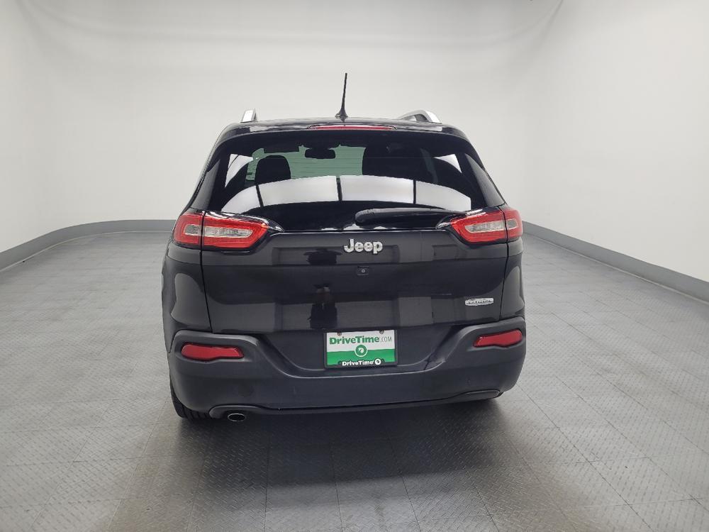 used 2016 Jeep Cherokee car, priced at $10,895