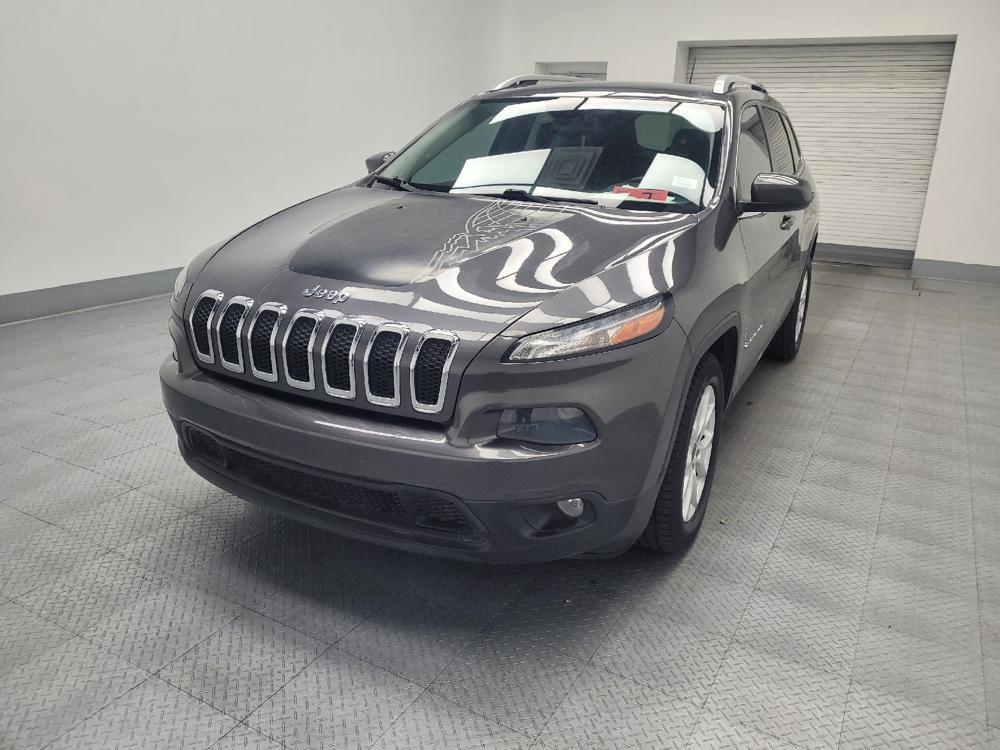 used 2018 Jeep Cherokee car, priced at $15,695