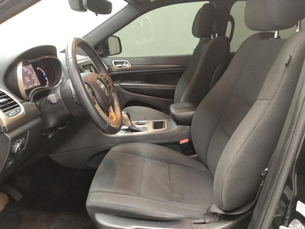 used 2017 Jeep Grand Cherokee car, priced at $18,295