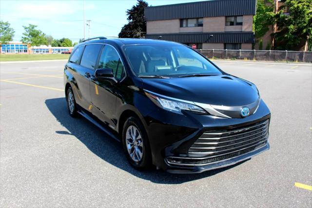 used 2021 Toyota Sienna car, priced at $29,900