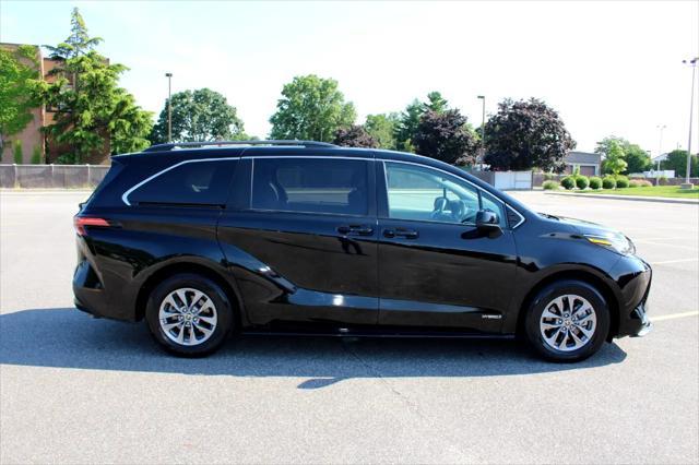 used 2021 Toyota Sienna car, priced at $29,900