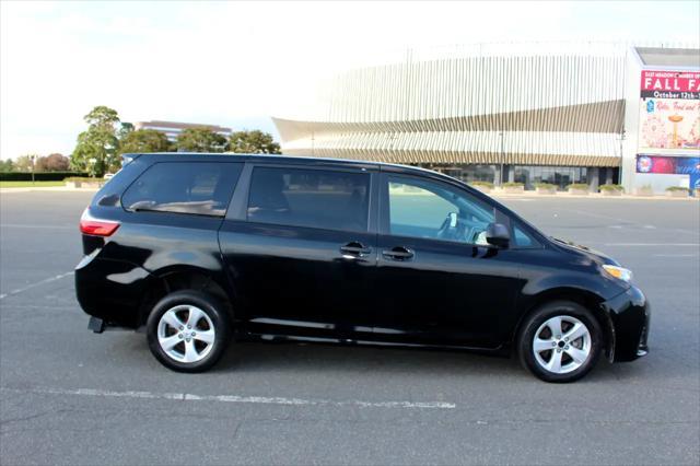 used 2020 Toyota Sienna car, priced at $39,900