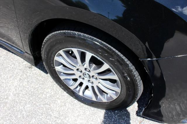 used 2020 Toyota Sienna car, priced at $21,900