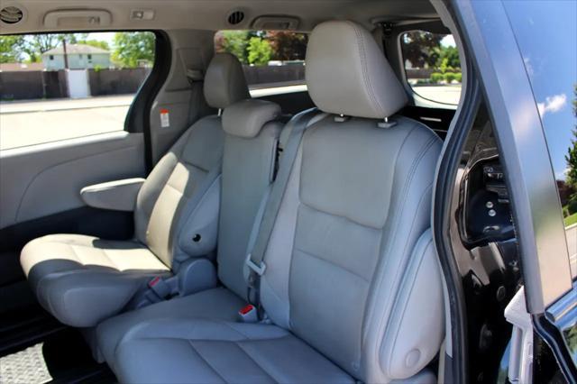 used 2020 Toyota Sienna car, priced at $21,900