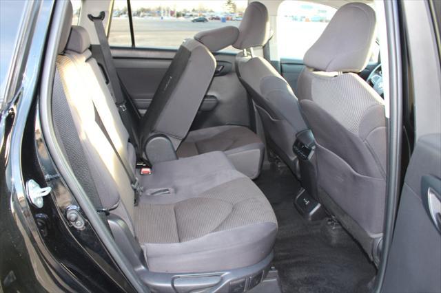 used 2022 Toyota Highlander car, priced at $25,900