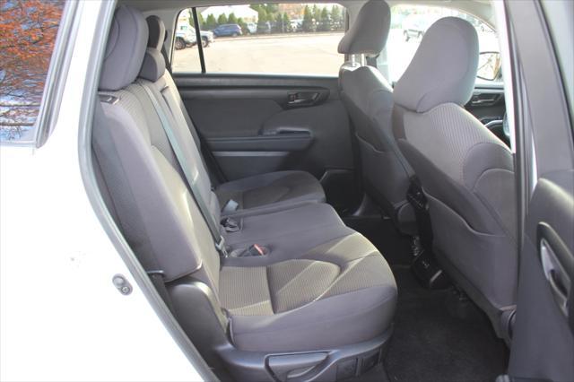 used 2023 Toyota Highlander car, priced at $28,900