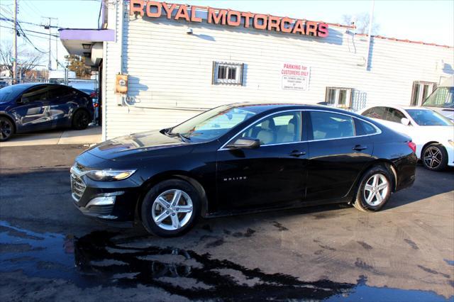 used 2020 Chevrolet Malibu car, priced at $12,900