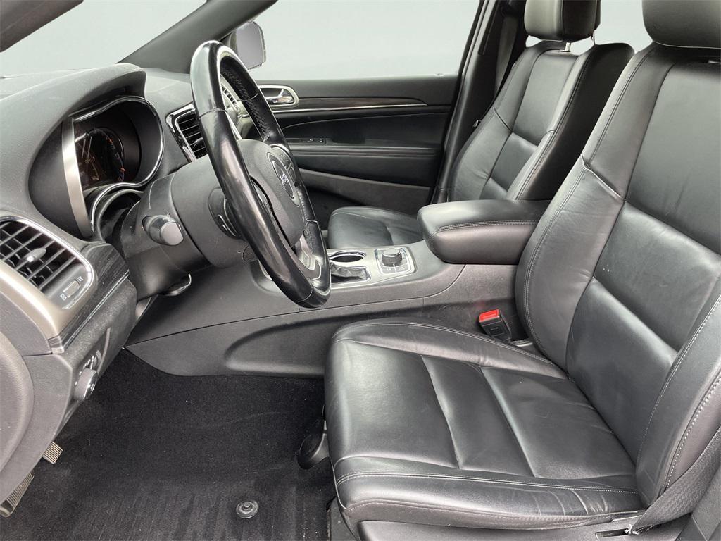 used 2021 Jeep Grand Cherokee car, priced at $23,000