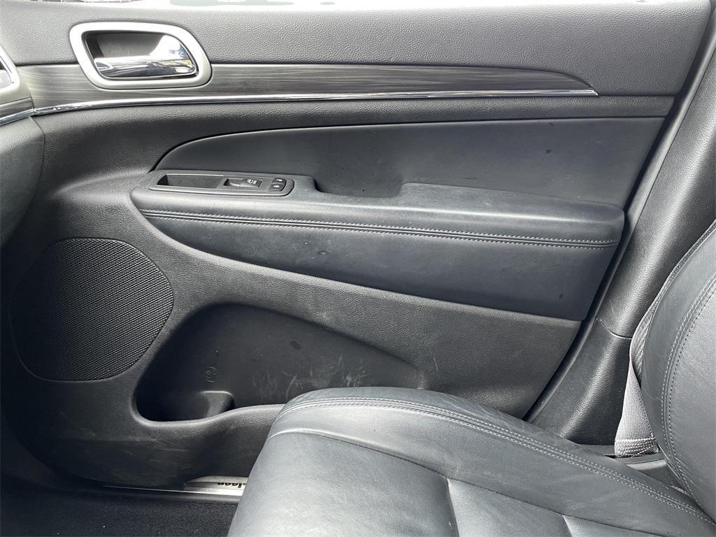 used 2021 Jeep Grand Cherokee car, priced at $23,000