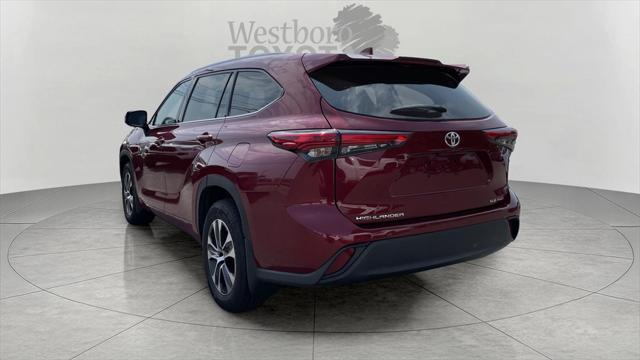used 2020 Toyota Highlander car