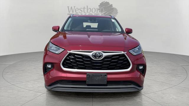used 2020 Toyota Highlander car