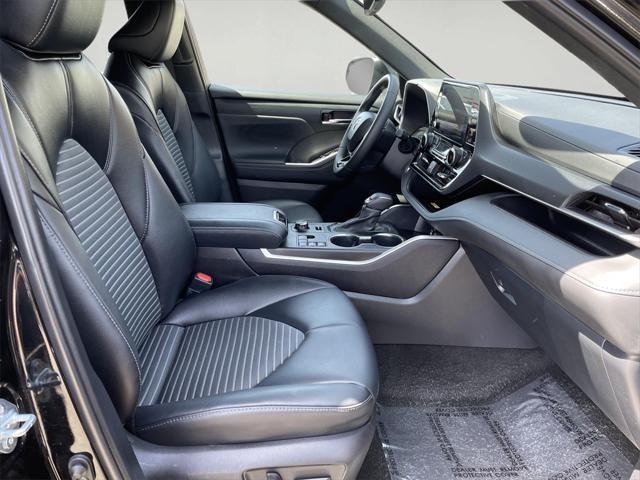 used 2024 Toyota Highlander car, priced at $47,000