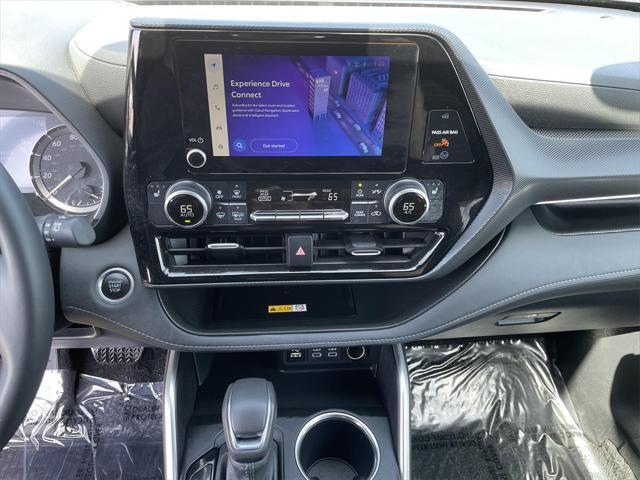 used 2024 Toyota Highlander car, priced at $47,000