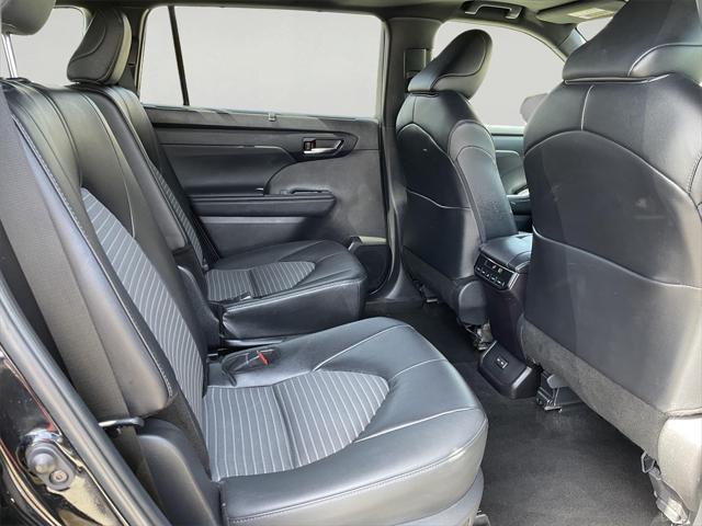 used 2024 Toyota Highlander car, priced at $47,000