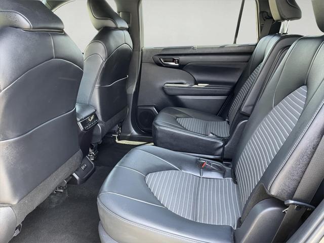 used 2024 Toyota Highlander car, priced at $47,000