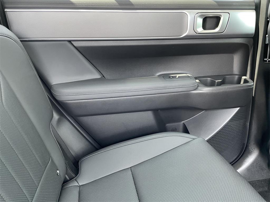 used 2025 Hyundai Santa Fe car, priced at $39,000