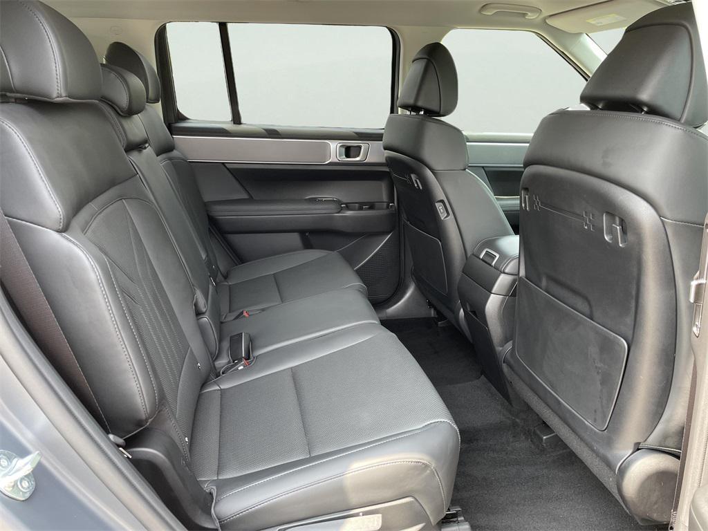 used 2025 Hyundai Santa Fe car, priced at $39,000
