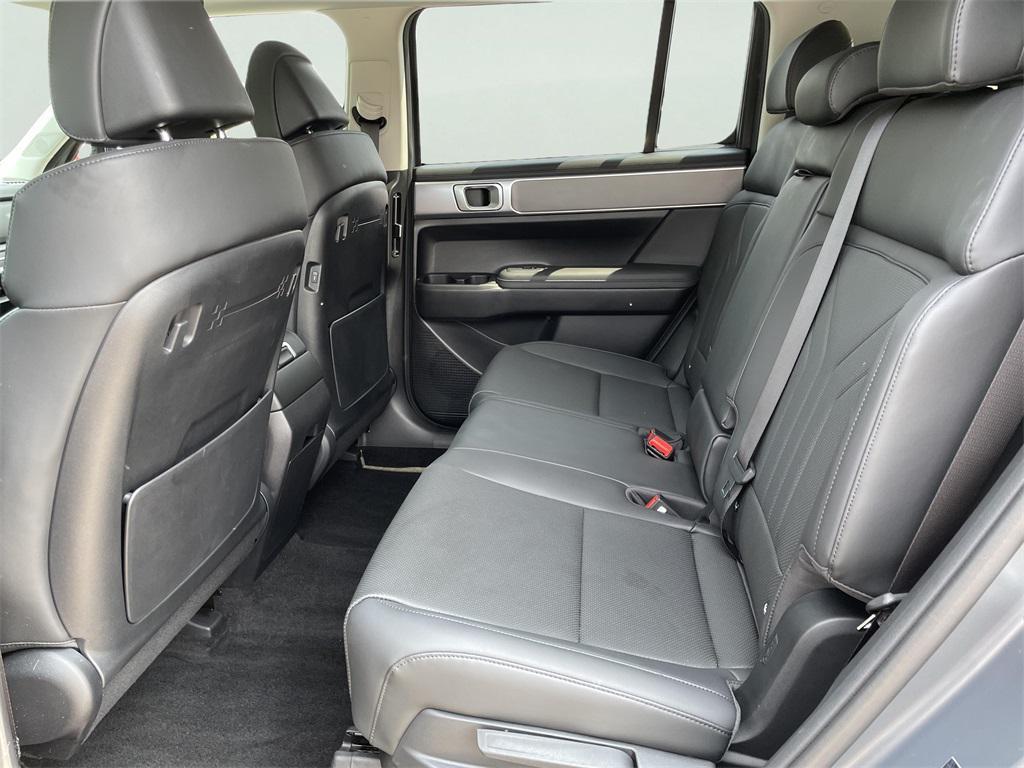 used 2025 Hyundai Santa Fe car, priced at $39,000