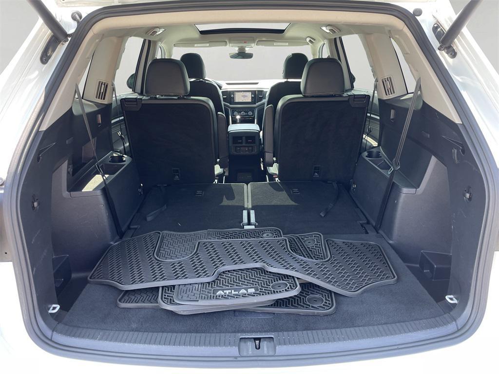 used 2021 Volkswagen Atlas car, priced at $29,000