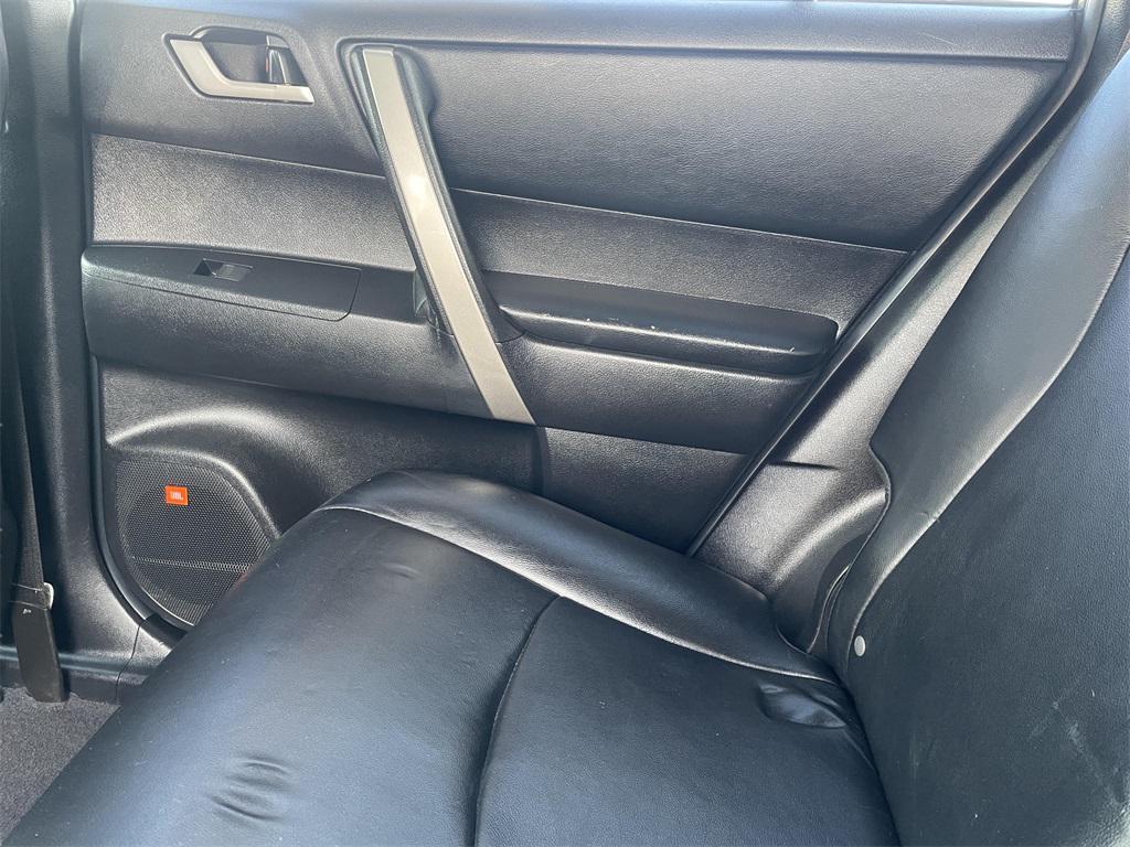 used 2012 Toyota Highlander car, priced at $12,000