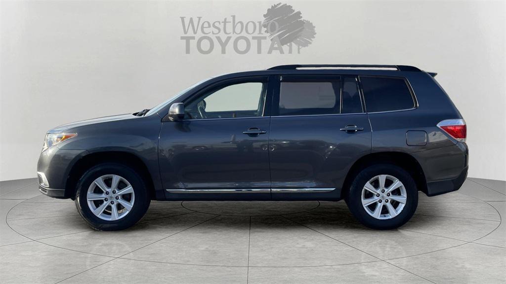 used 2012 Toyota Highlander car, priced at $12,000