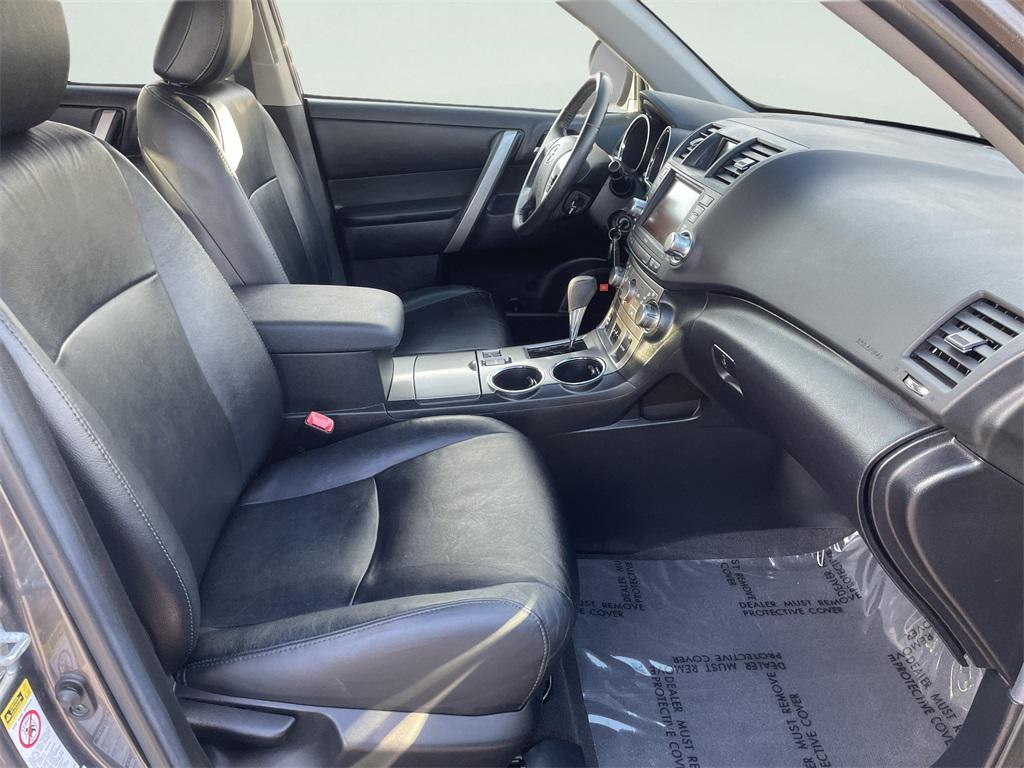 used 2012 Toyota Highlander car, priced at $12,000