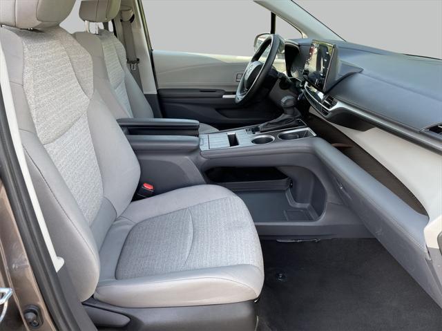 used 2023 Toyota Sienna car, priced at $38,900