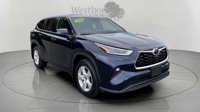 used 2021 Toyota Highlander car, priced at $31,000