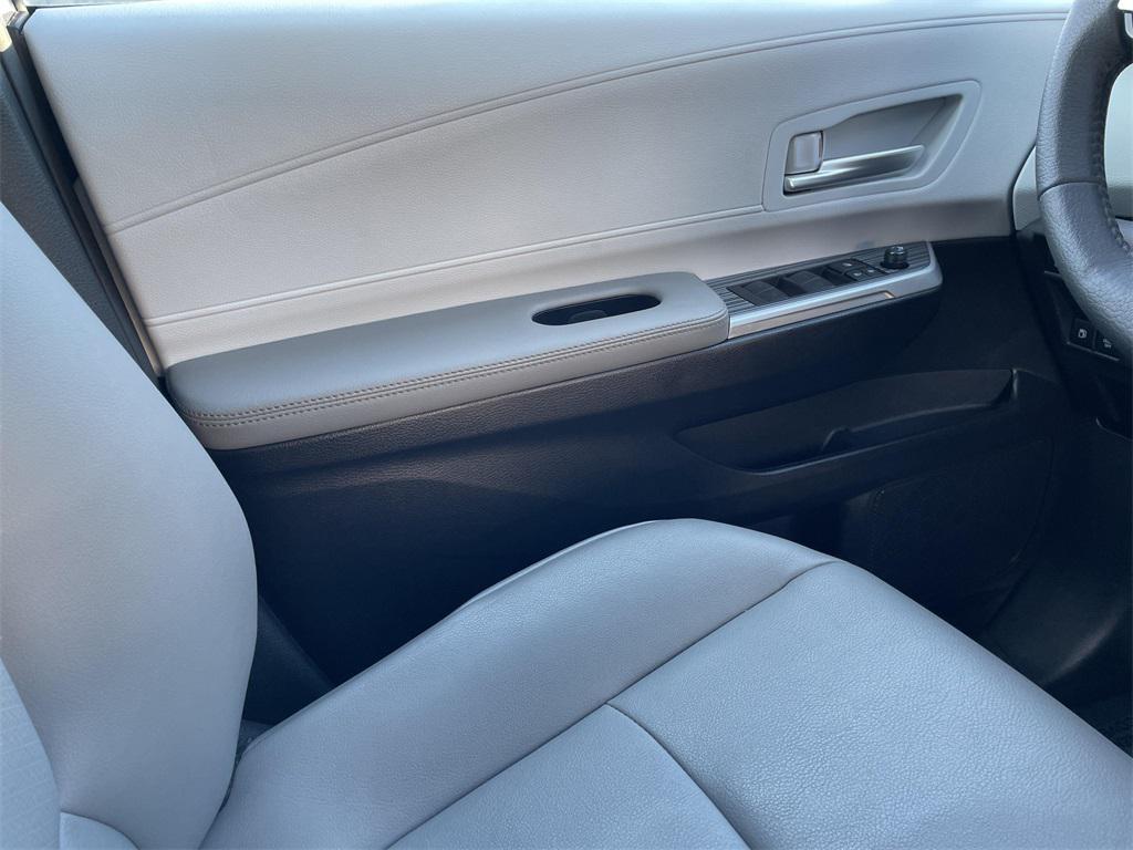 used 2025 Toyota Sienna car, priced at $49,000