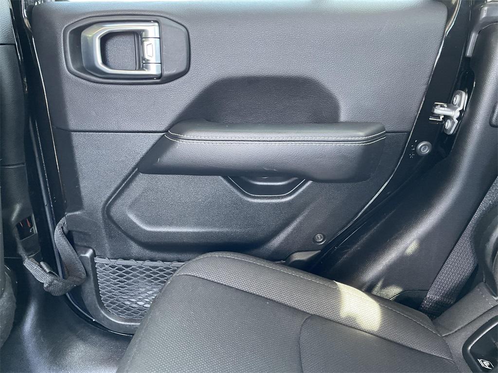 used 2023 Jeep Gladiator car, priced at $29,000
