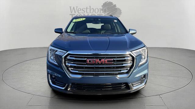 used 2024 GMC Terrain car, priced at $26,000