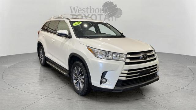 used 2019 Toyota Highlander car, priced at $24,000