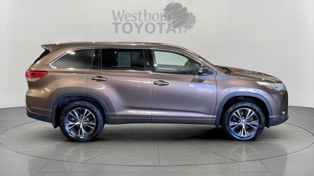 used 2018 Toyota Highlander car, priced at $23,000