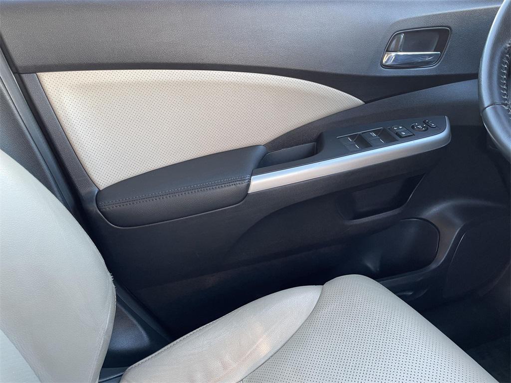 used 2016 Honda CR-V car, priced at $15,000