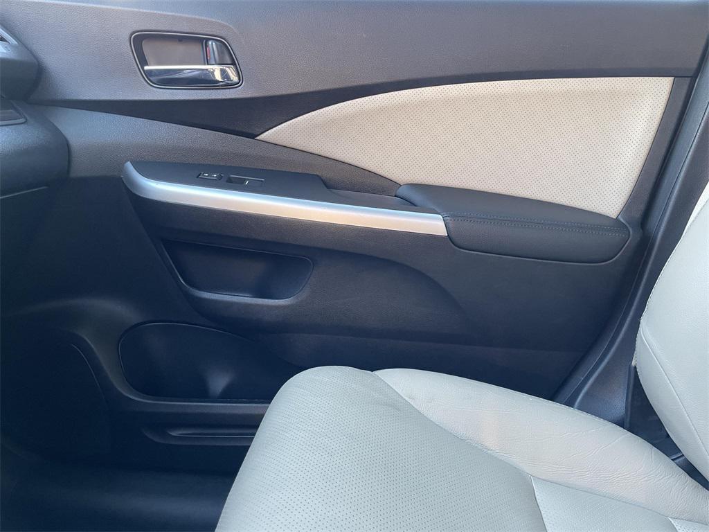 used 2016 Honda CR-V car, priced at $15,000