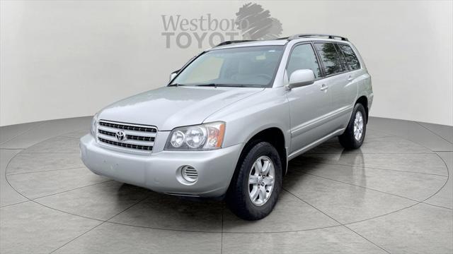 used 2002 Toyota Highlander car, priced at $10,000