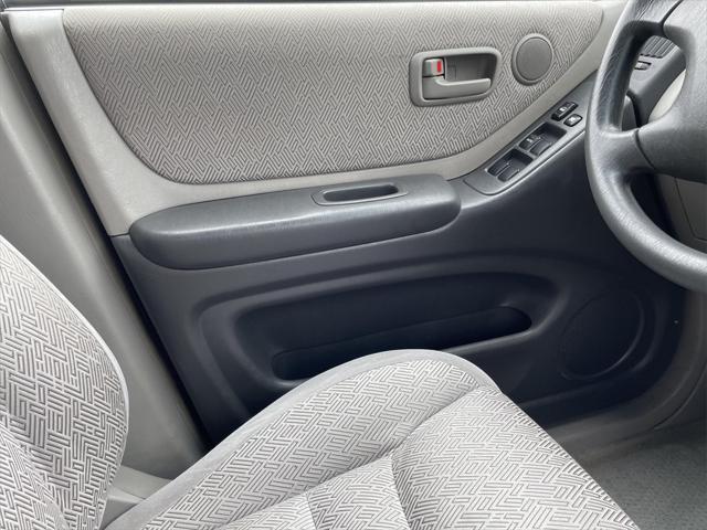 used 2002 Toyota Highlander car, priced at $10,000