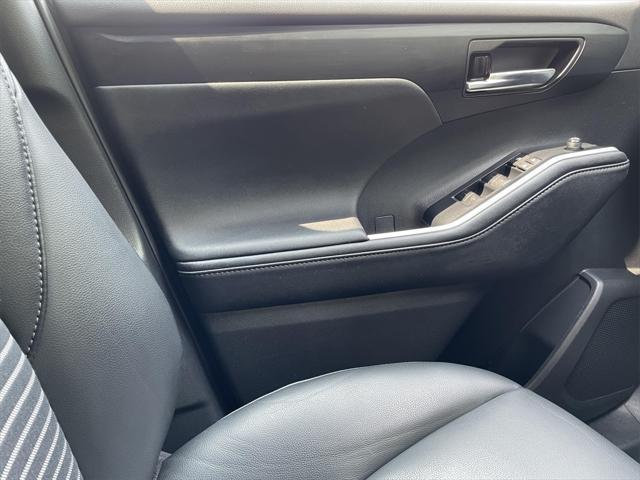 used 2024 Toyota Highlander car, priced at $46,000