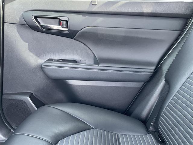 used 2024 Toyota Highlander car, priced at $42,000