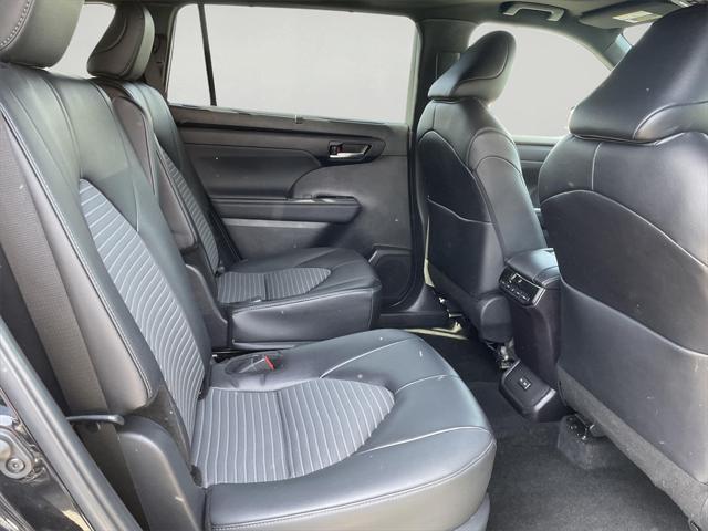 used 2024 Toyota Highlander car, priced at $42,000