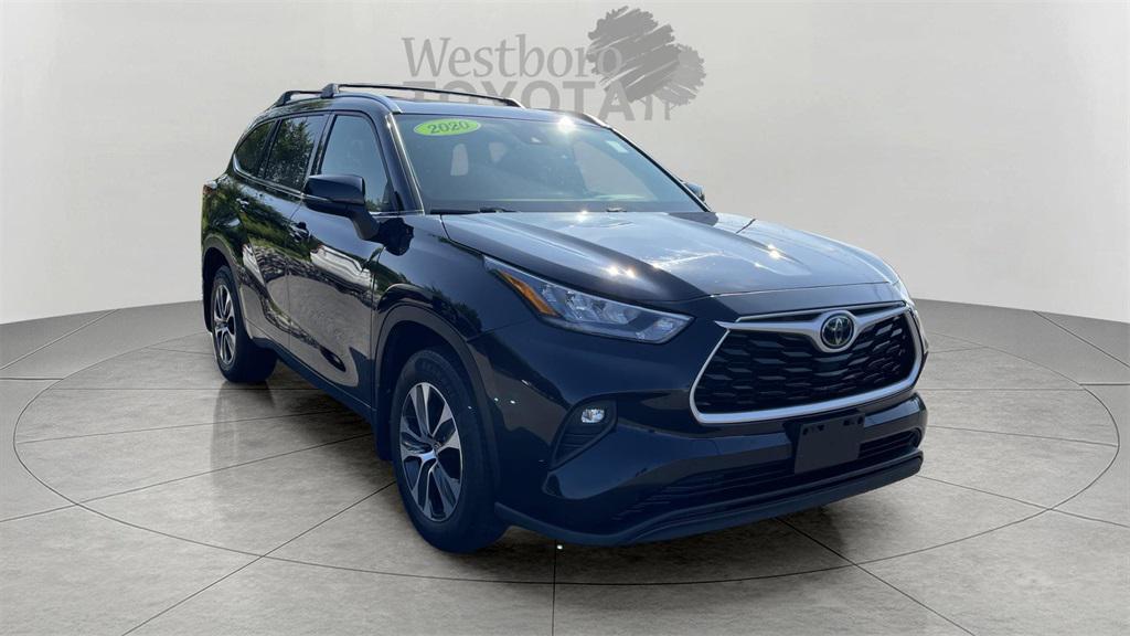 used 2020 Toyota Highlander car, priced at $23,000