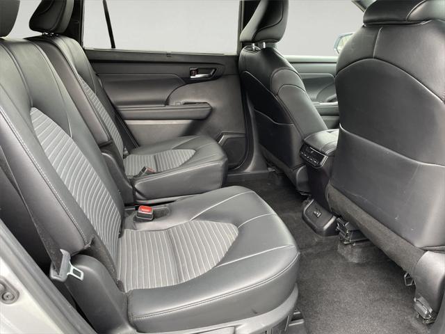 used 2024 Toyota Highlander car, priced at $44,000