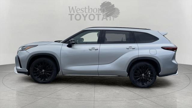used 2024 Toyota Highlander car, priced at $44,000