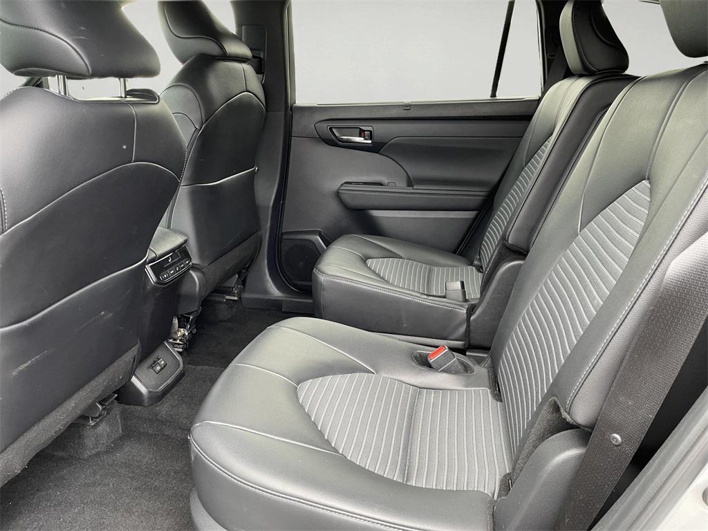 used 2024 Toyota Highlander car, priced at $44,000