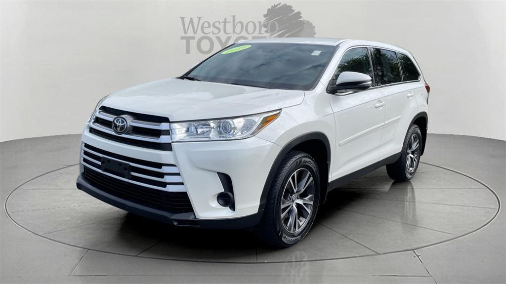 used 2019 Toyota Highlander car, priced at $26,000