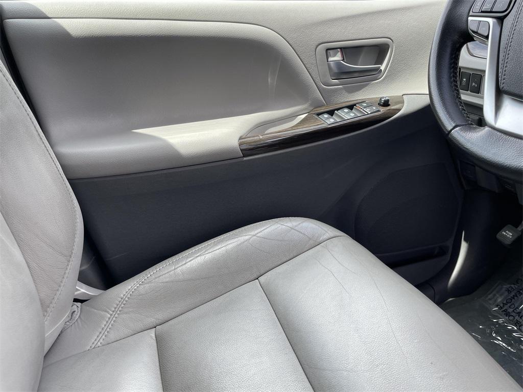 used 2020 Toyota Sienna car, priced at $35,800