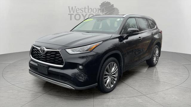 used 2022 Toyota Highlander car, priced at $42,000